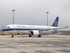 国产大飞机 C919 入列南航满十架，通达 17 个航点城市